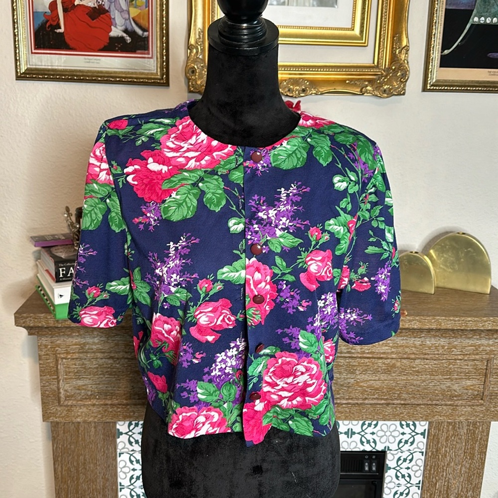 Floral vintage crop top